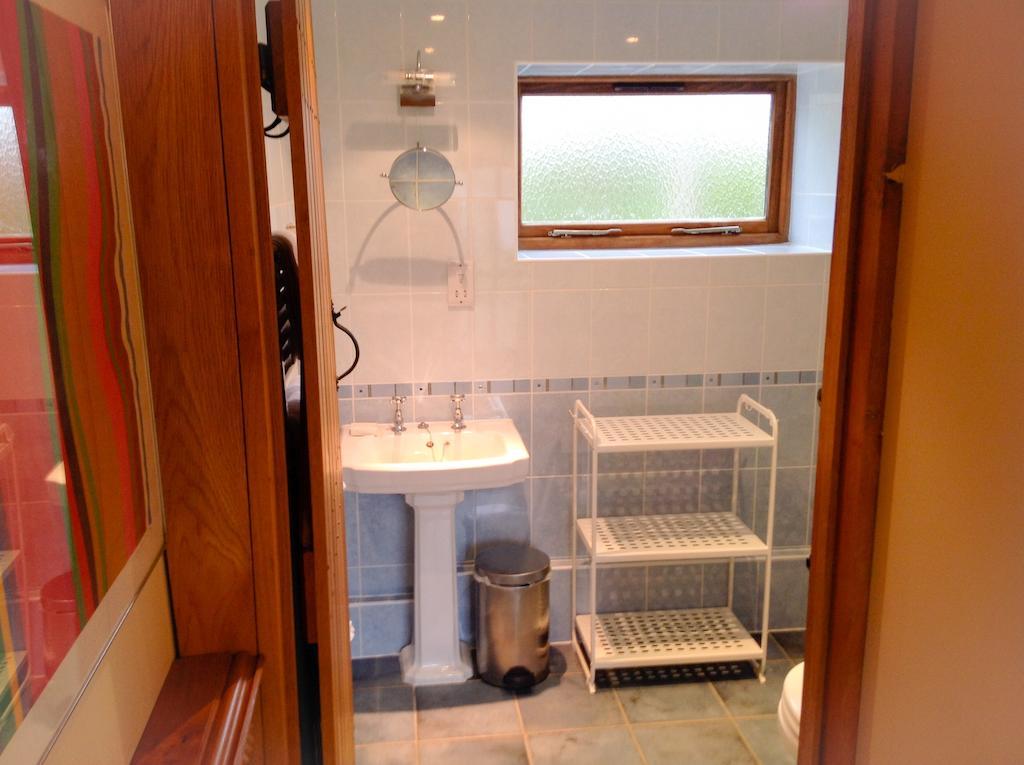 Whitley Coach House Villa Стая снимка